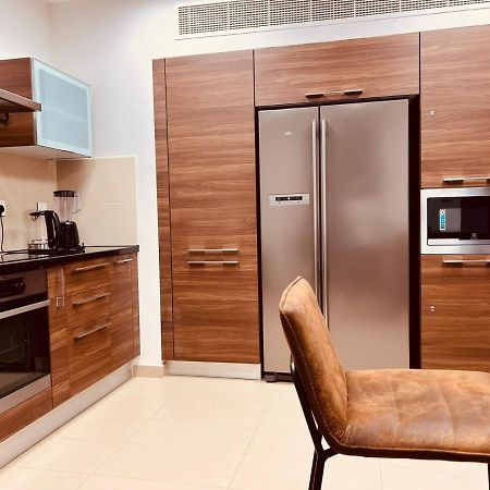 One 2Bhk Elegant Apartment In Muscat Bay 03 Экстерьер фото