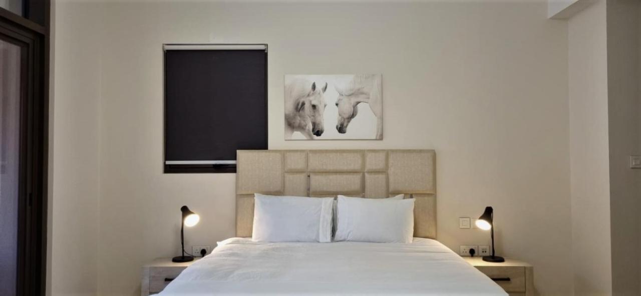 One 2Bhk Elegant Apartment In Muscat Bay 03 Экстерьер фото