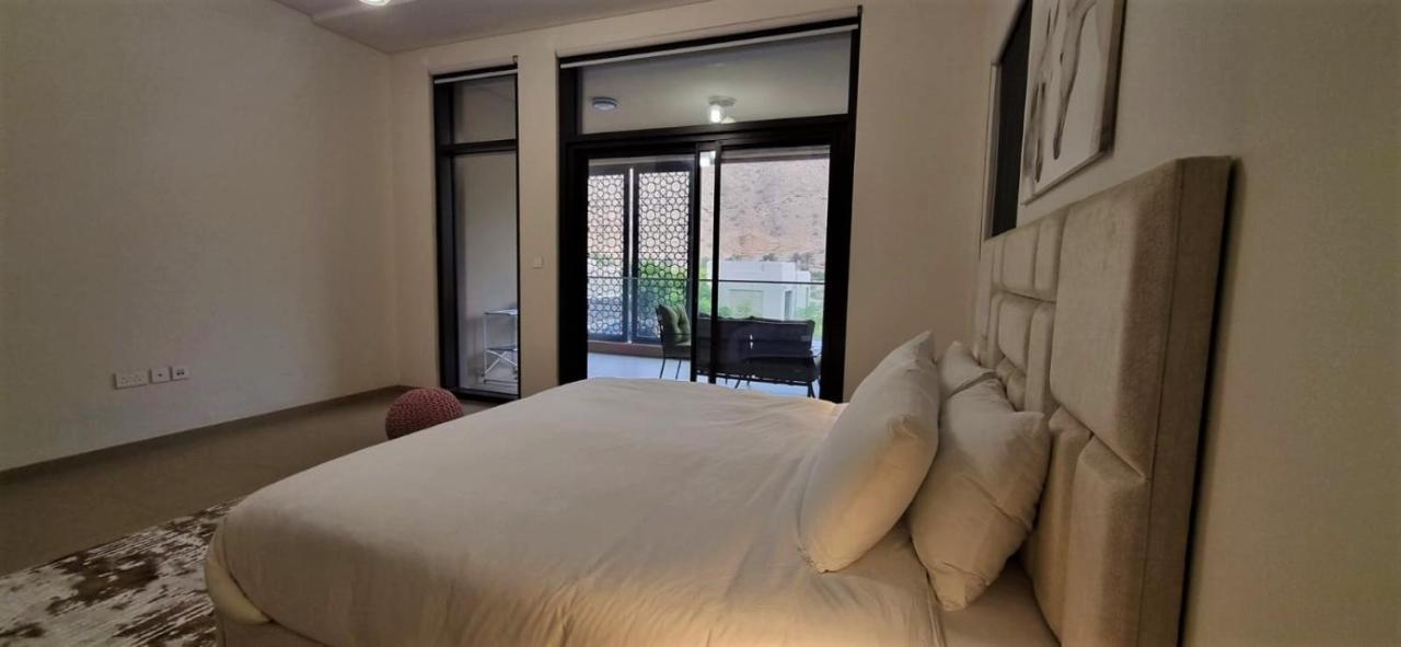 One 2Bhk Elegant Apartment In Muscat Bay 03 Экстерьер фото