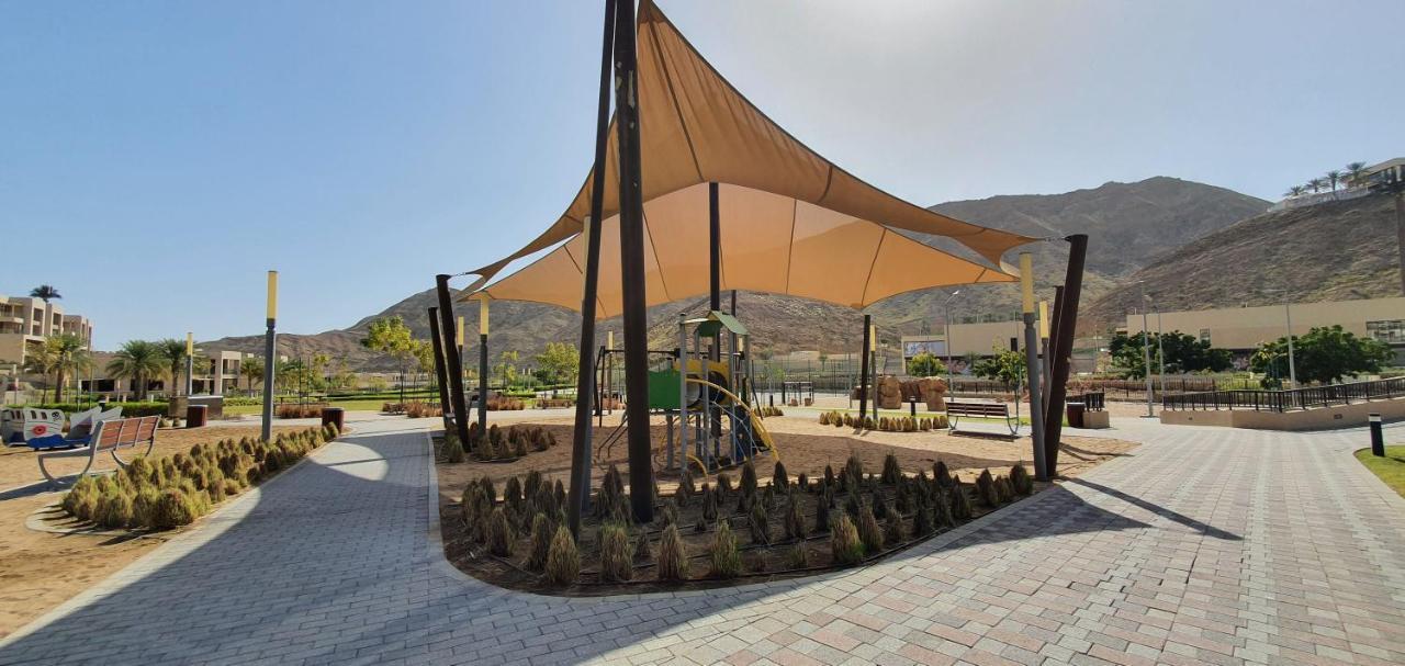 One 2Bhk Elegant Apartment In Muscat Bay 03 Экстерьер фото