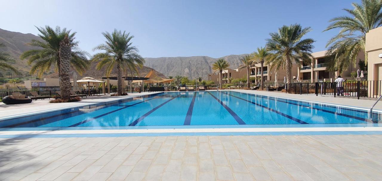 One 2Bhk Elegant Apartment In Muscat Bay 03 Экстерьер фото
