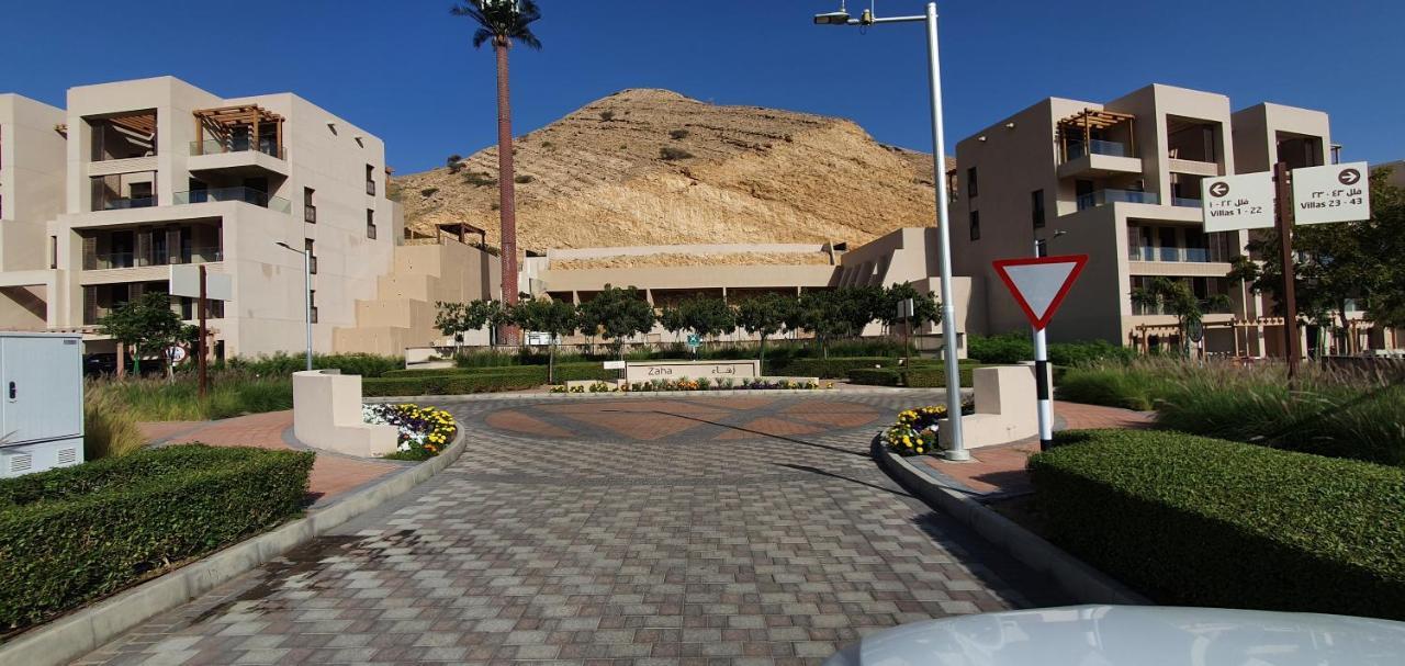 One 2Bhk Elegant Apartment In Muscat Bay 03 Экстерьер фото