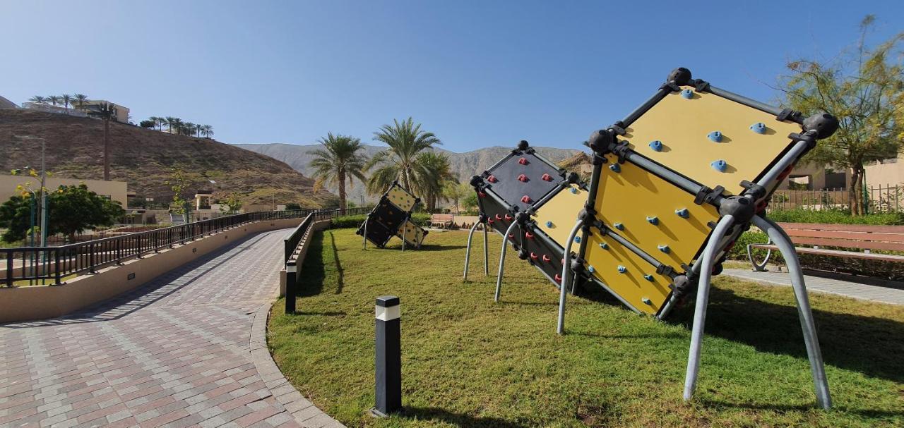 One 2Bhk Elegant Apartment In Muscat Bay 03 Экстерьер фото
