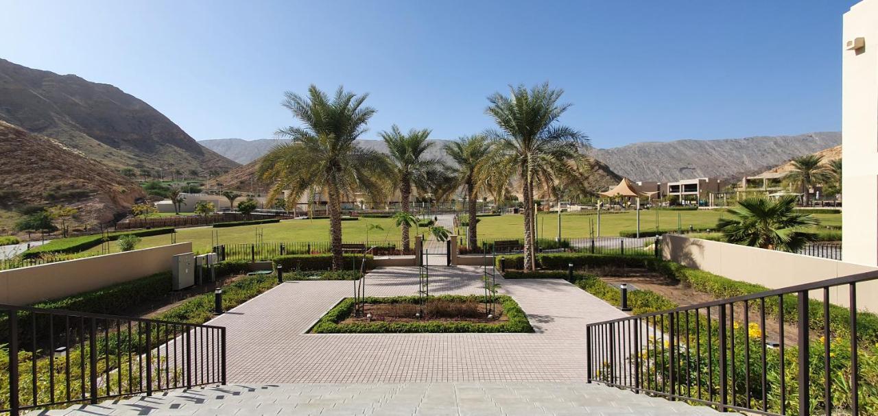 One 2Bhk Elegant Apartment In Muscat Bay 03 Экстерьер фото