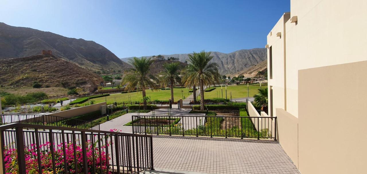 One 2Bhk Elegant Apartment In Muscat Bay 03 Экстерьер фото