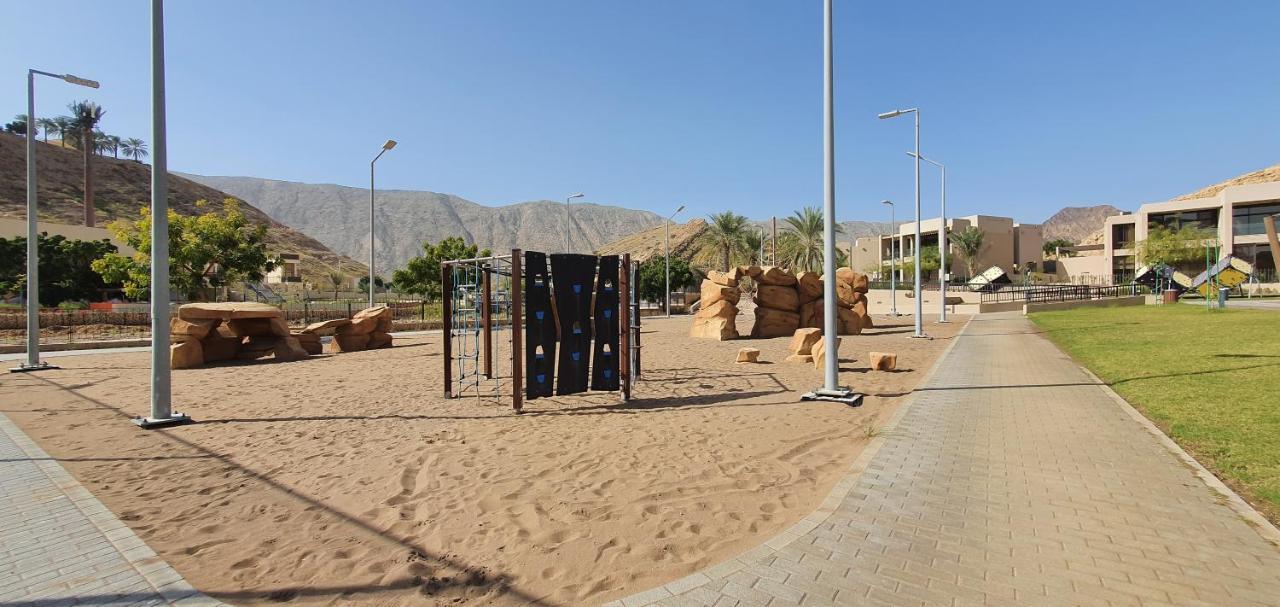 One 2Bhk Elegant Apartment In Muscat Bay 03 Экстерьер фото