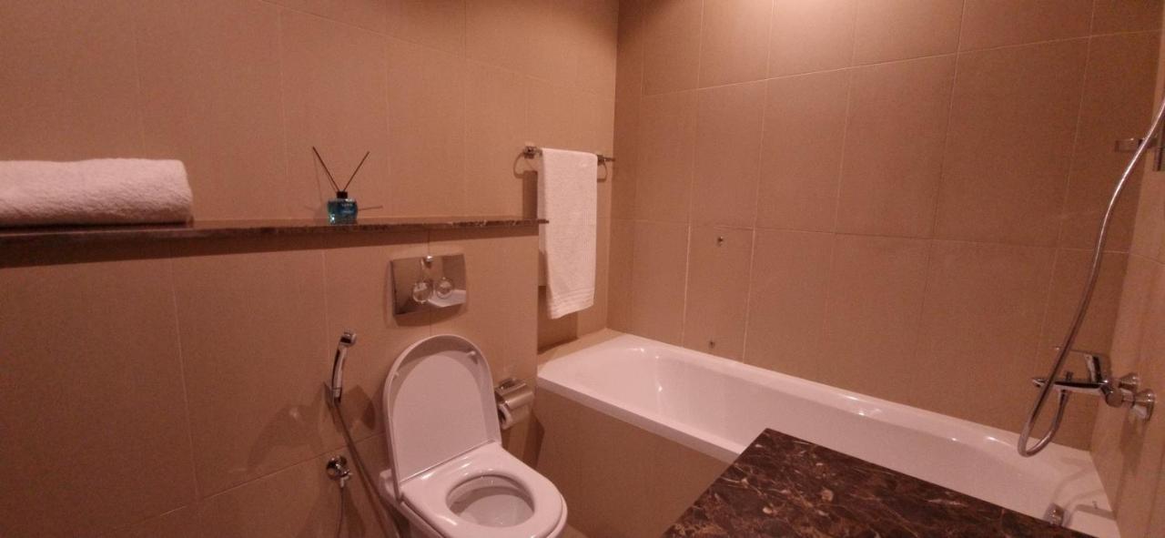One 2Bhk Elegant Apartment In Muscat Bay 03 Экстерьер фото